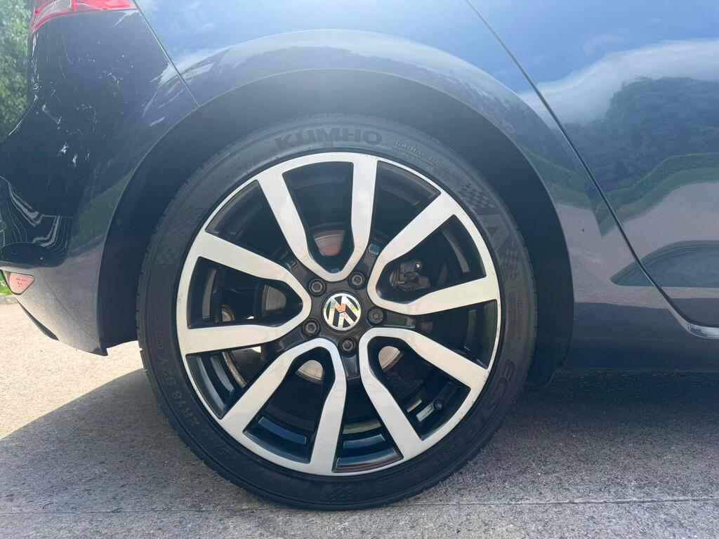 
								Volkswagen Golf 2.0 TDI BlueMotion Tech GT Euro 6 (s/s) 5dr full									