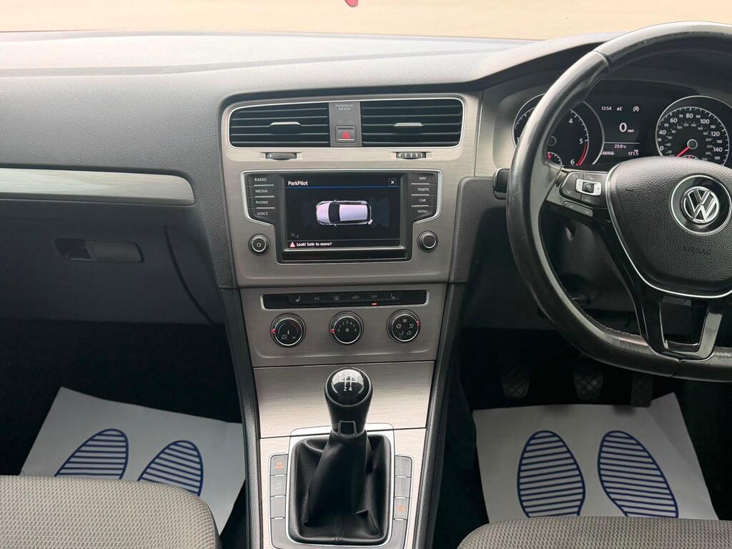 
								Volkswagen Golf 1.6 TDI BlueMotion Tech Match Edition Hatchback 5dr Diesel Manual Euro 6 (s/s) (110 ps) full									