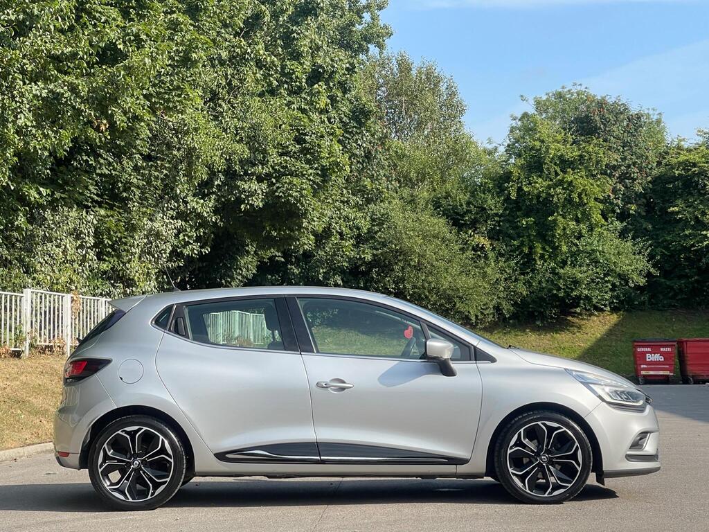 
								Renault Clio 1.5 dCi Dynamique S Nav Euro 6 (s/s) 5dr full									