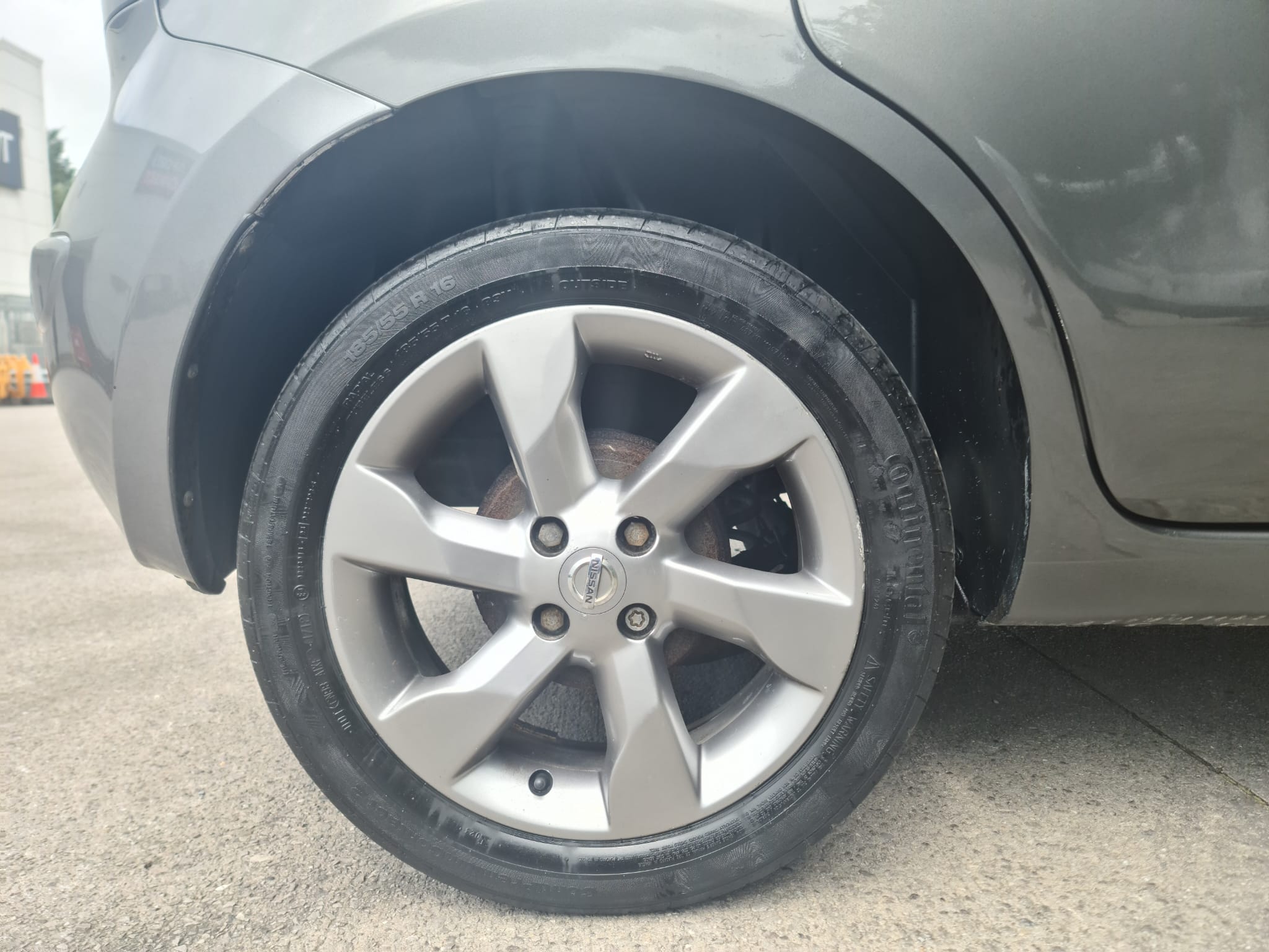 
								Nissan Note 1.4 16V n-tec Euro 5 5dr full									