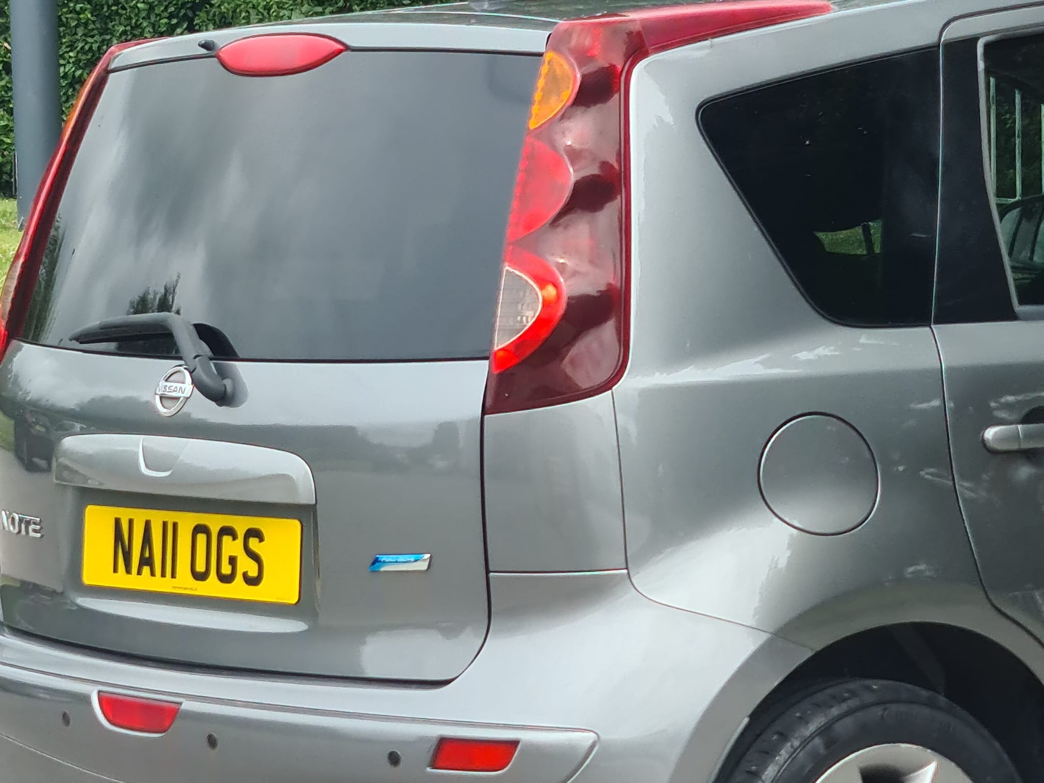 
								Nissan Note 1.4 16V n-tec Euro 5 5dr full									