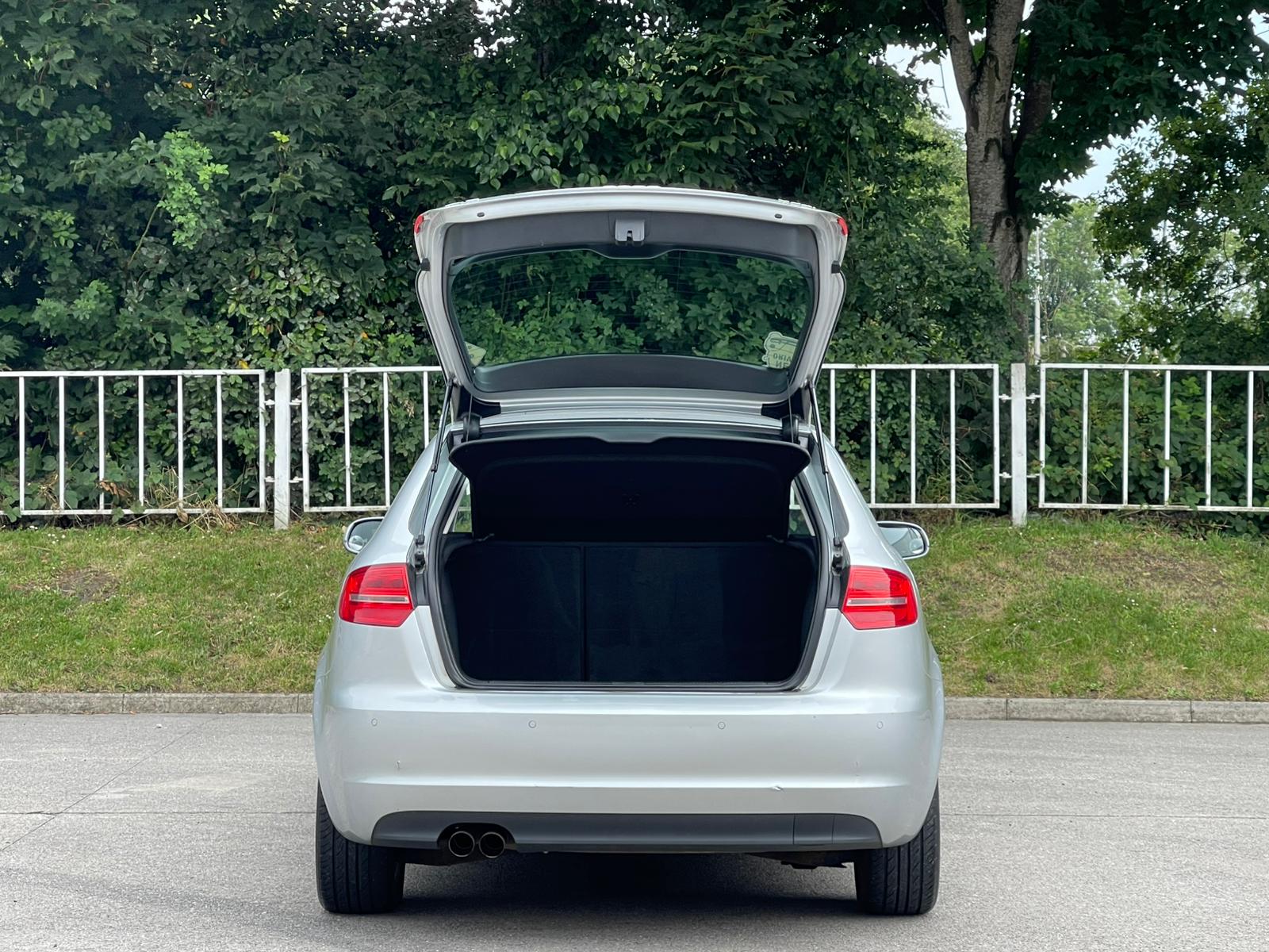 
								Audi A3 1.4 TFSI SE Sportback Euro 5 (s/s) 5dr full									