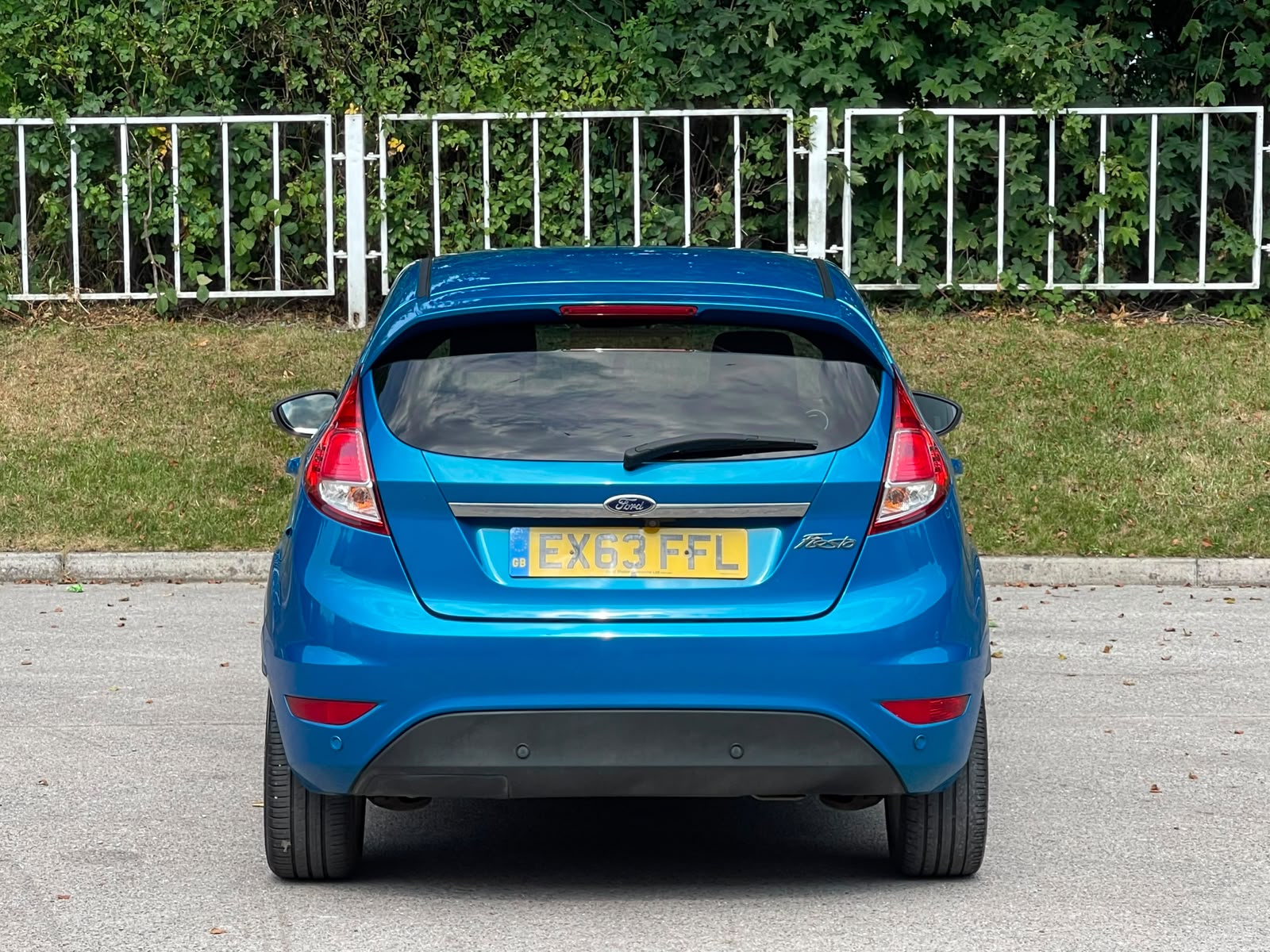 
								Ford Fiesta 1.5 TDCi Titanium Euro 5 5dr full									