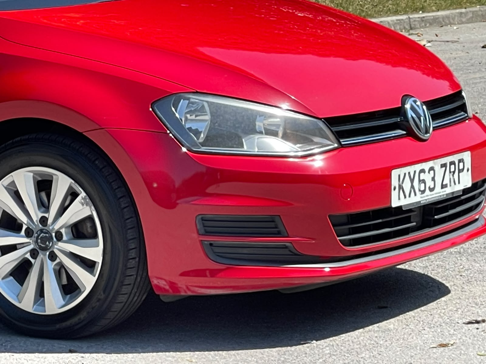 
								Volkswagen Golf 2.0 TDI BlueMotion Tech SE Euro 5 (s/s) 5dr full									