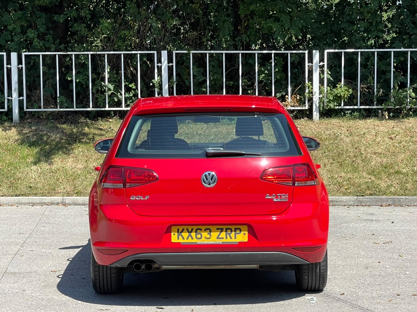 
								Volkswagen Golf 2.0 TDI BlueMotion Tech SE Euro 5 (s/s) 5dr full									