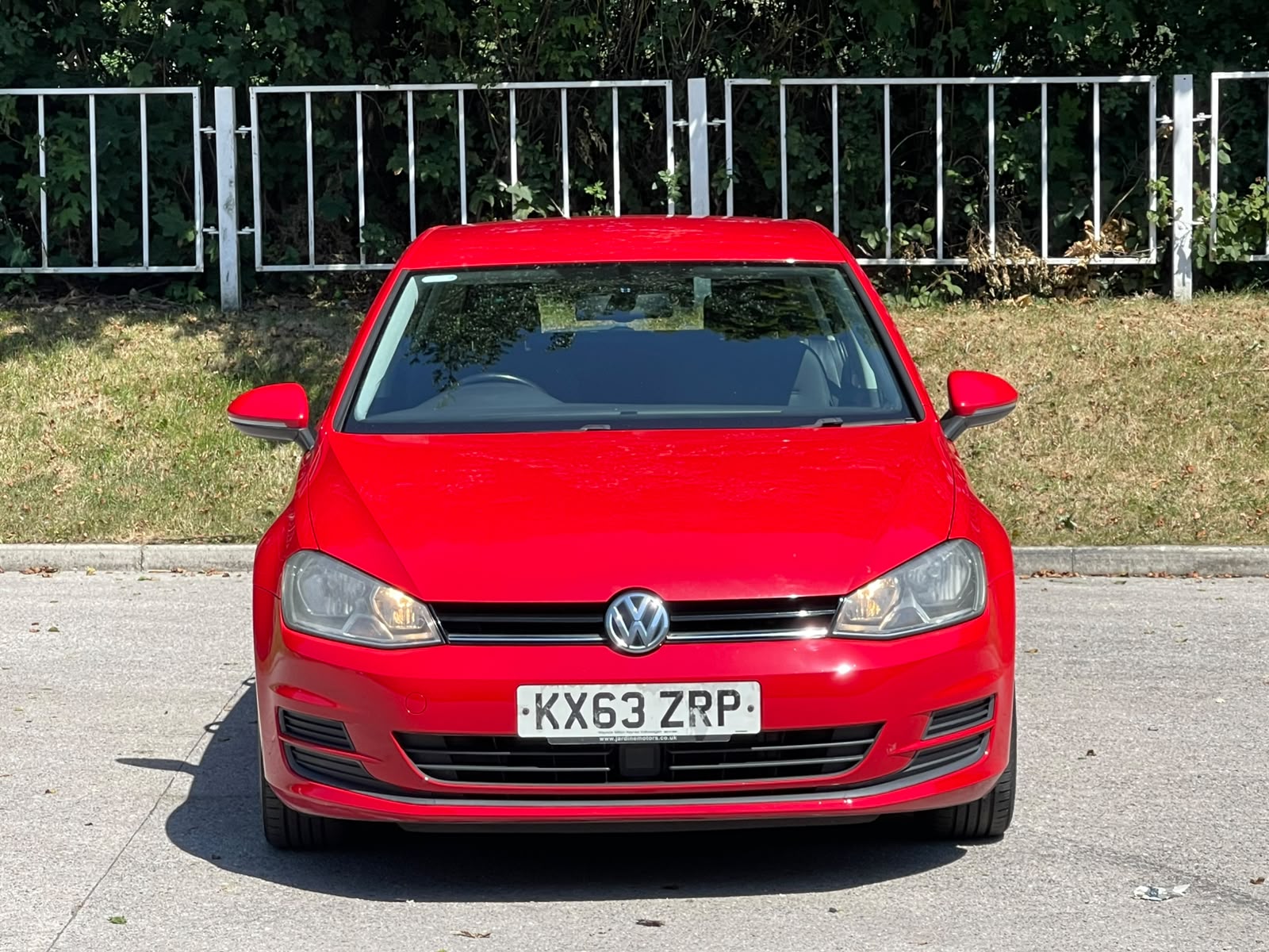 
								Volkswagen Golf 2.0 TDI BlueMotion Tech SE Euro 5 (s/s) 5dr full									