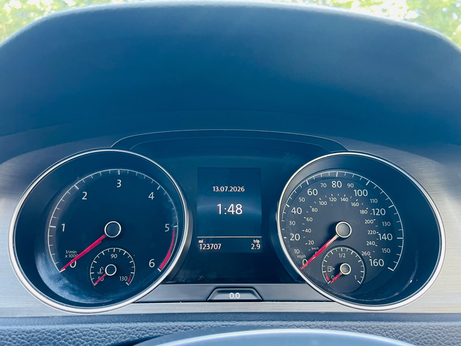
								Volkswagen Golf 2.0 TDI BlueMotion Tech SE Euro 5 (s/s) 5dr full									