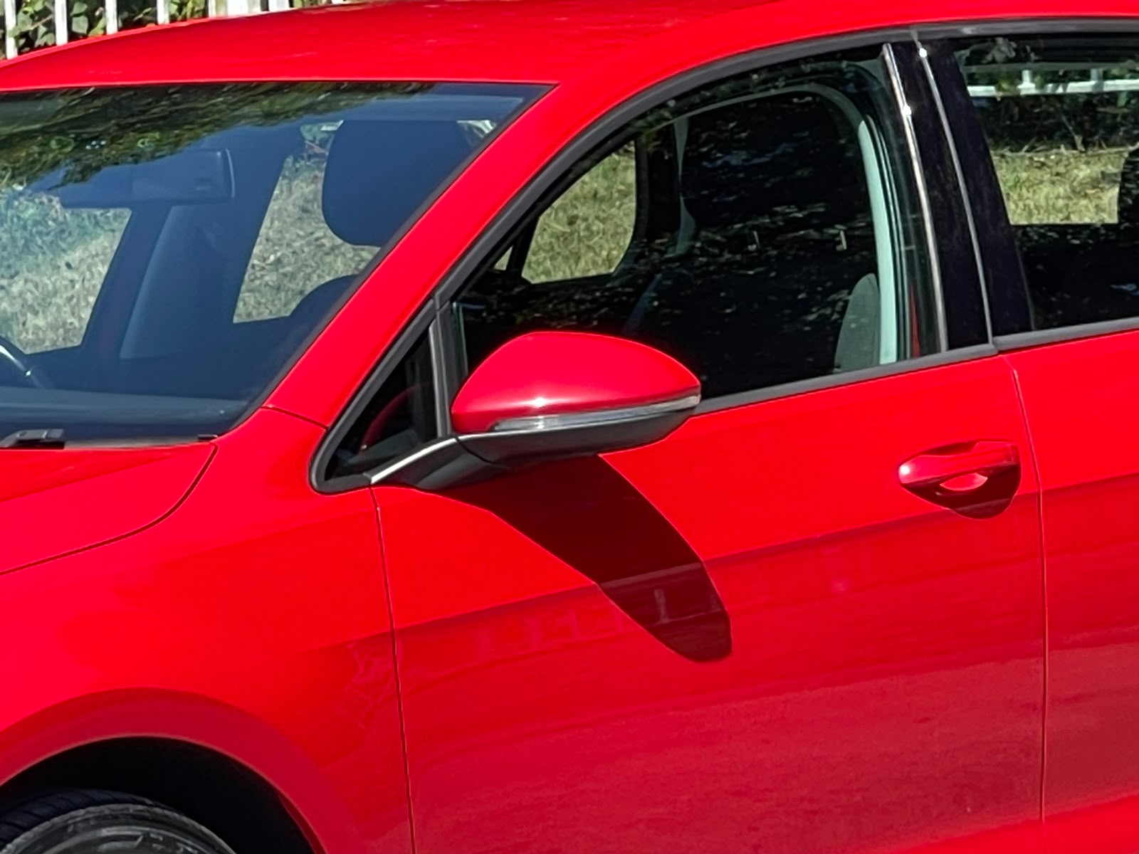 
								Volkswagen Golf 2.0 TDI BlueMotion Tech SE Euro 5 (s/s) 5dr full									