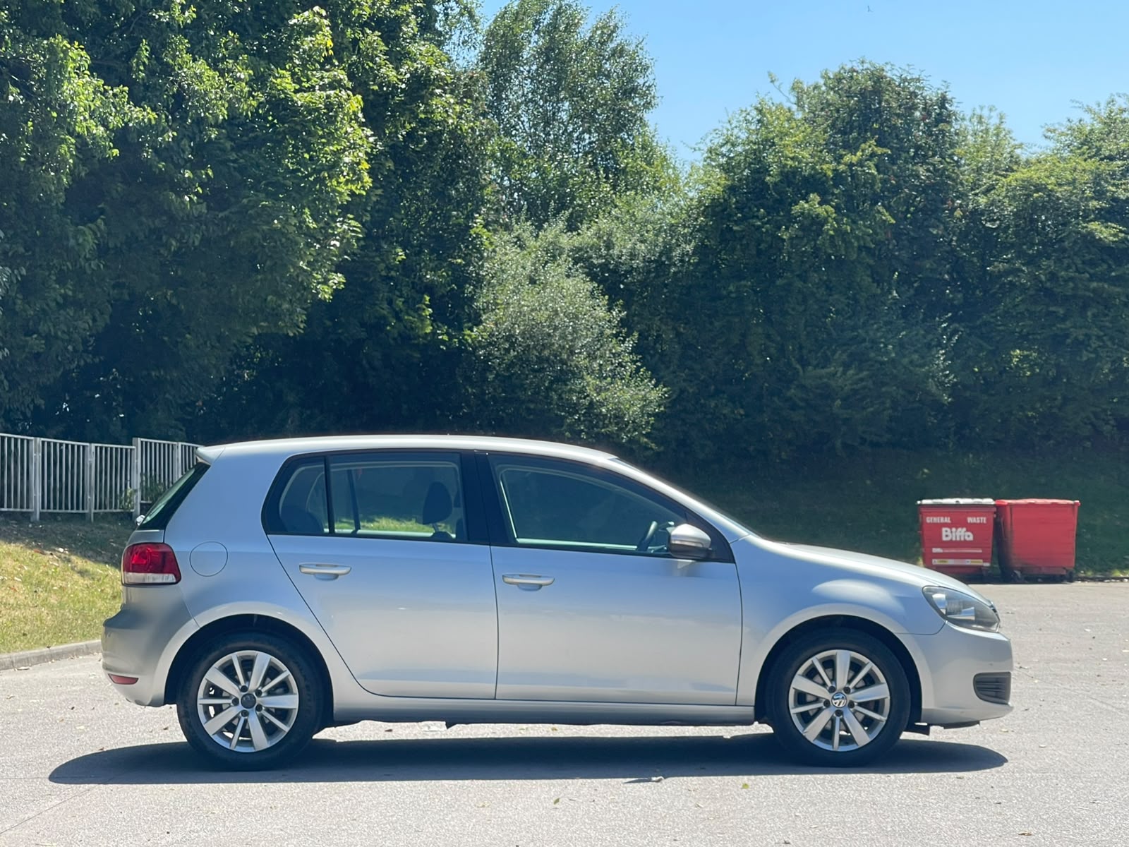 
								Volkswagen Golf 1.6 TDI Match DSG Euro 5 5dr full									