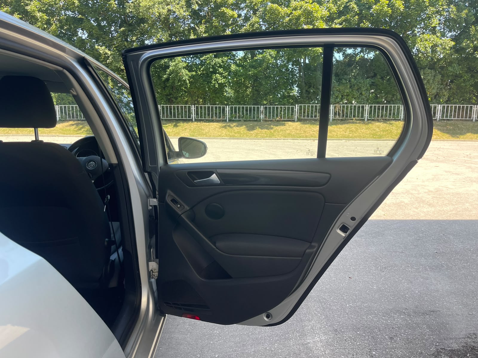 
								Volkswagen Golf 1.6 TDI Match DSG Euro 5 5dr full									