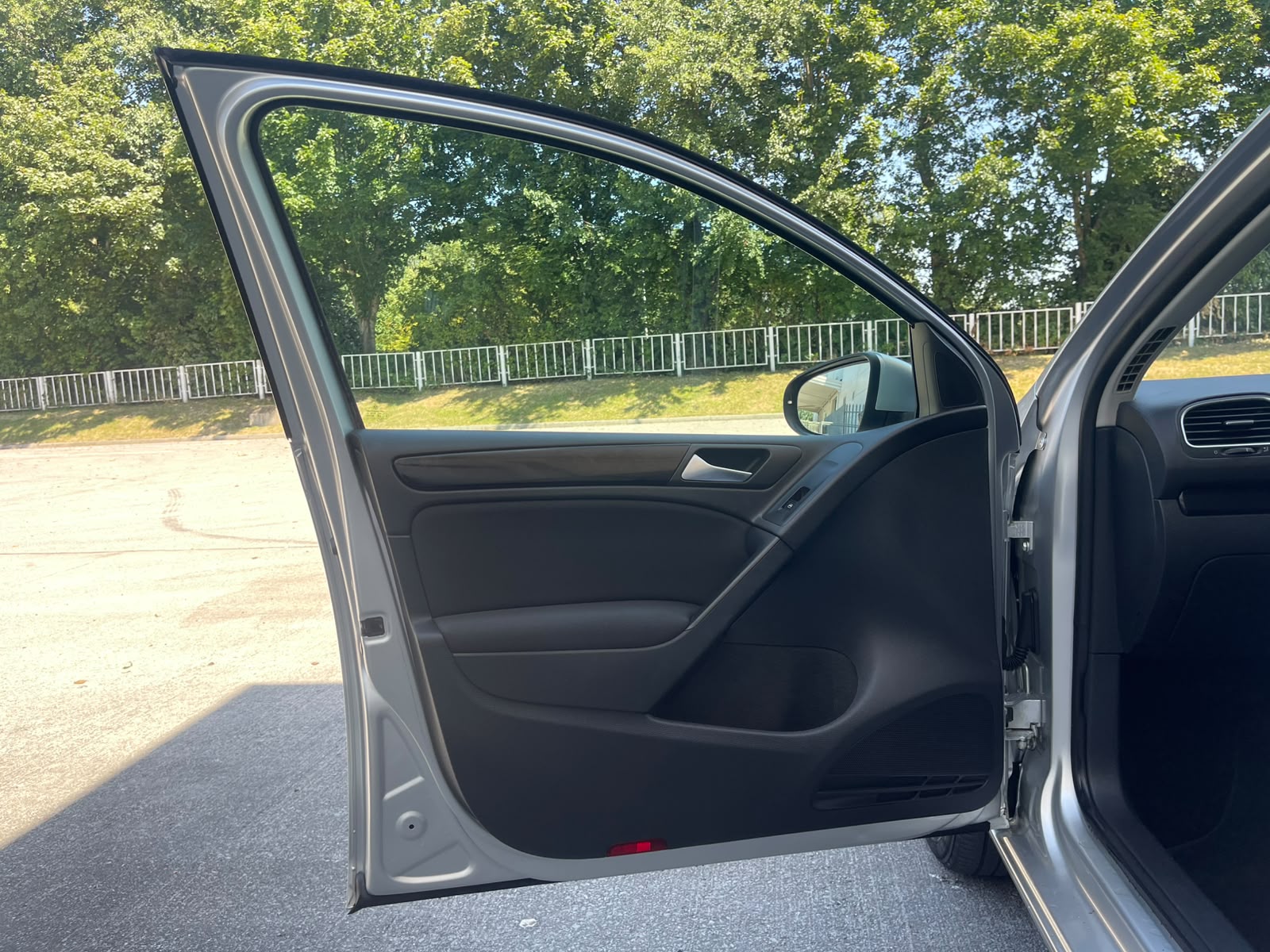 
								Volkswagen Golf 1.6 TDI Match DSG Euro 5 5dr full									