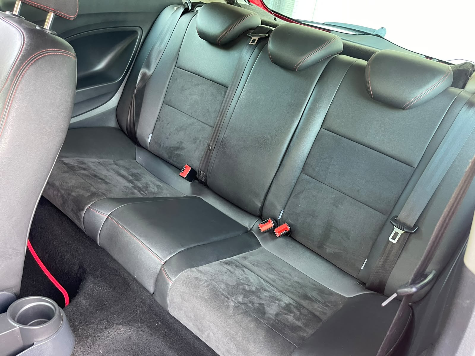 
								SEAT Ibiza 1.2 TSI FR Black Sport Coupe Euro 5 3dr full									