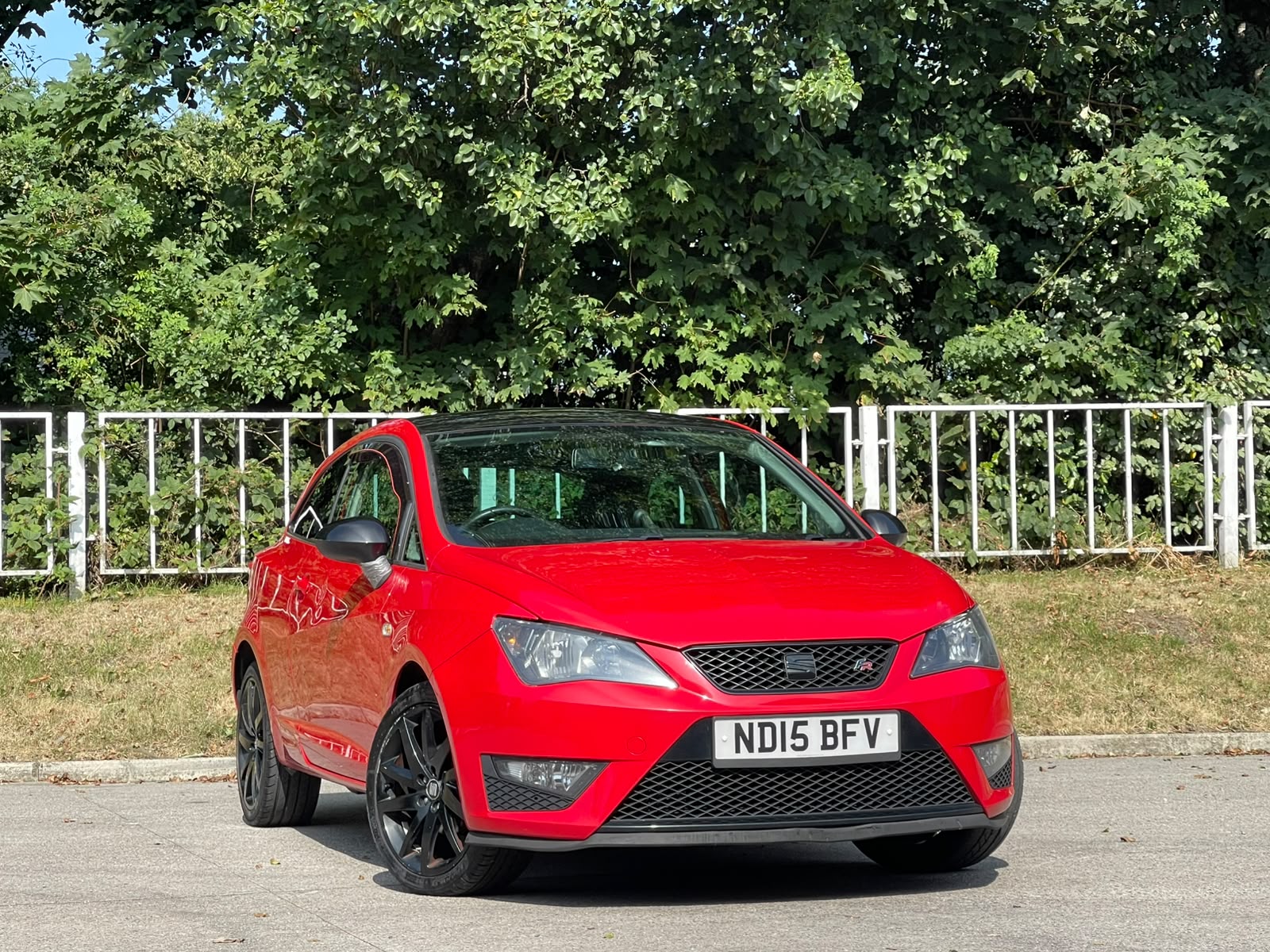 
								SEAT Ibiza 1.2 TSI FR Black Sport Coupe Euro 5 3dr full									