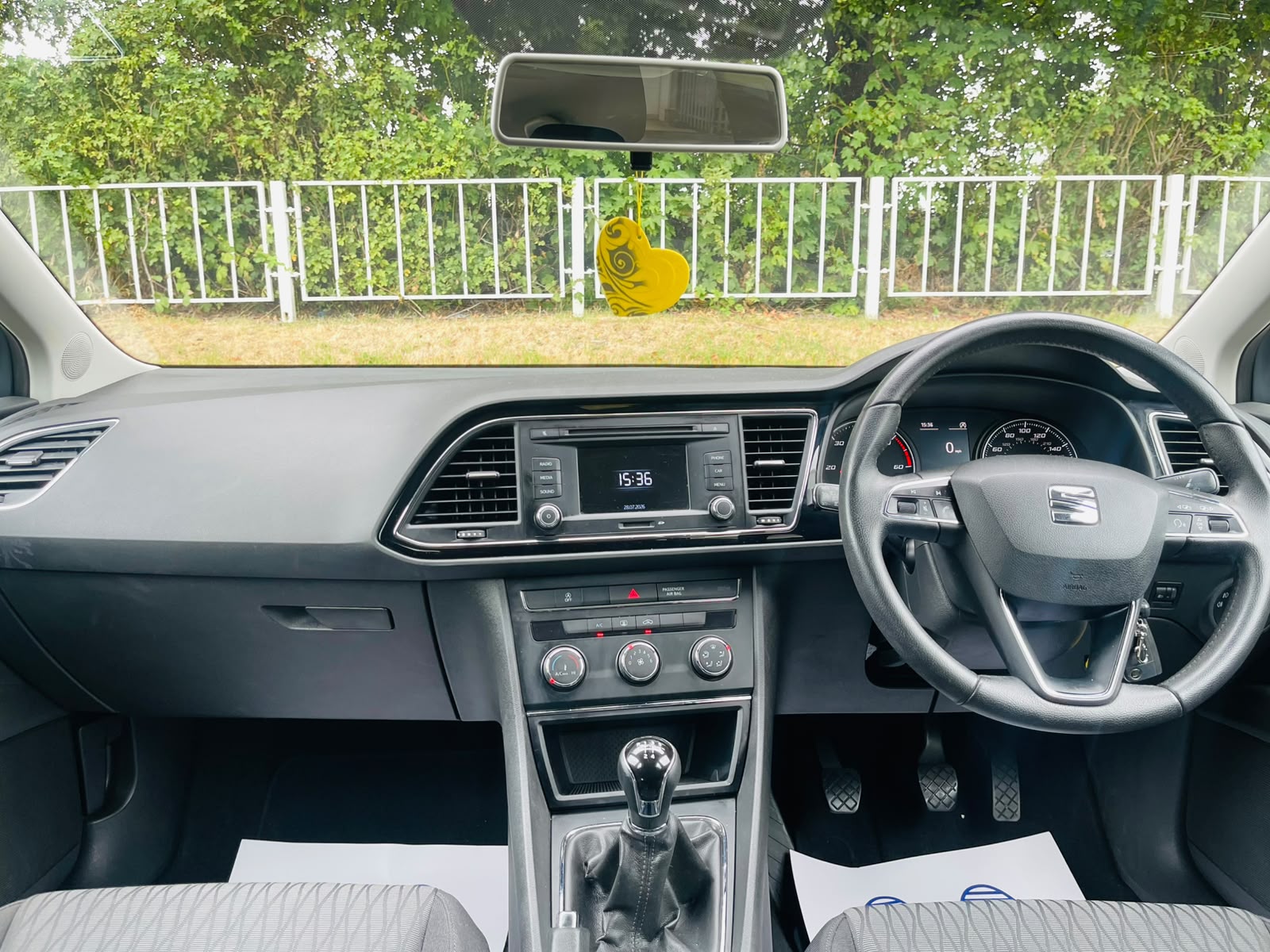 
								SEAT Leon 1.6 TDI Ecomotive CR SE Euro 5 (s/s) 5dr full									