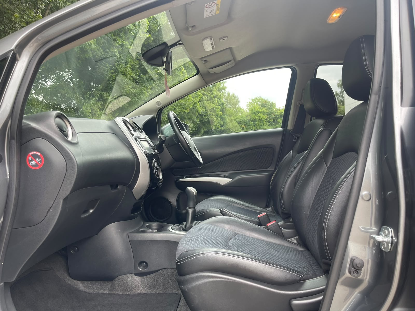 
								Nissan Note 1.5 dCi Tekna Euro 6 (s/s) 5dr full									