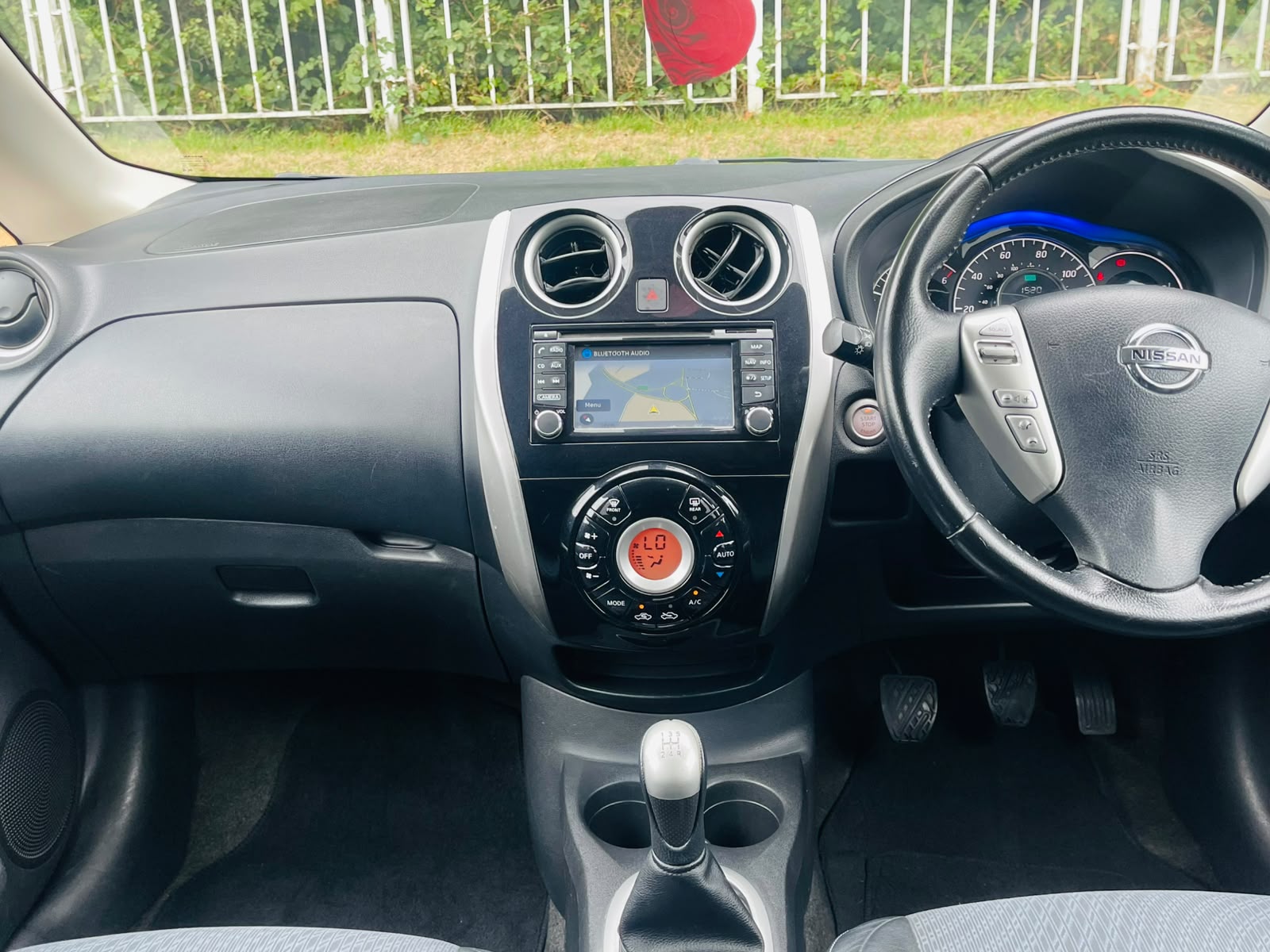 
								Nissan Note 1.5 dCi Tekna Euro 6 (s/s) 5dr full									