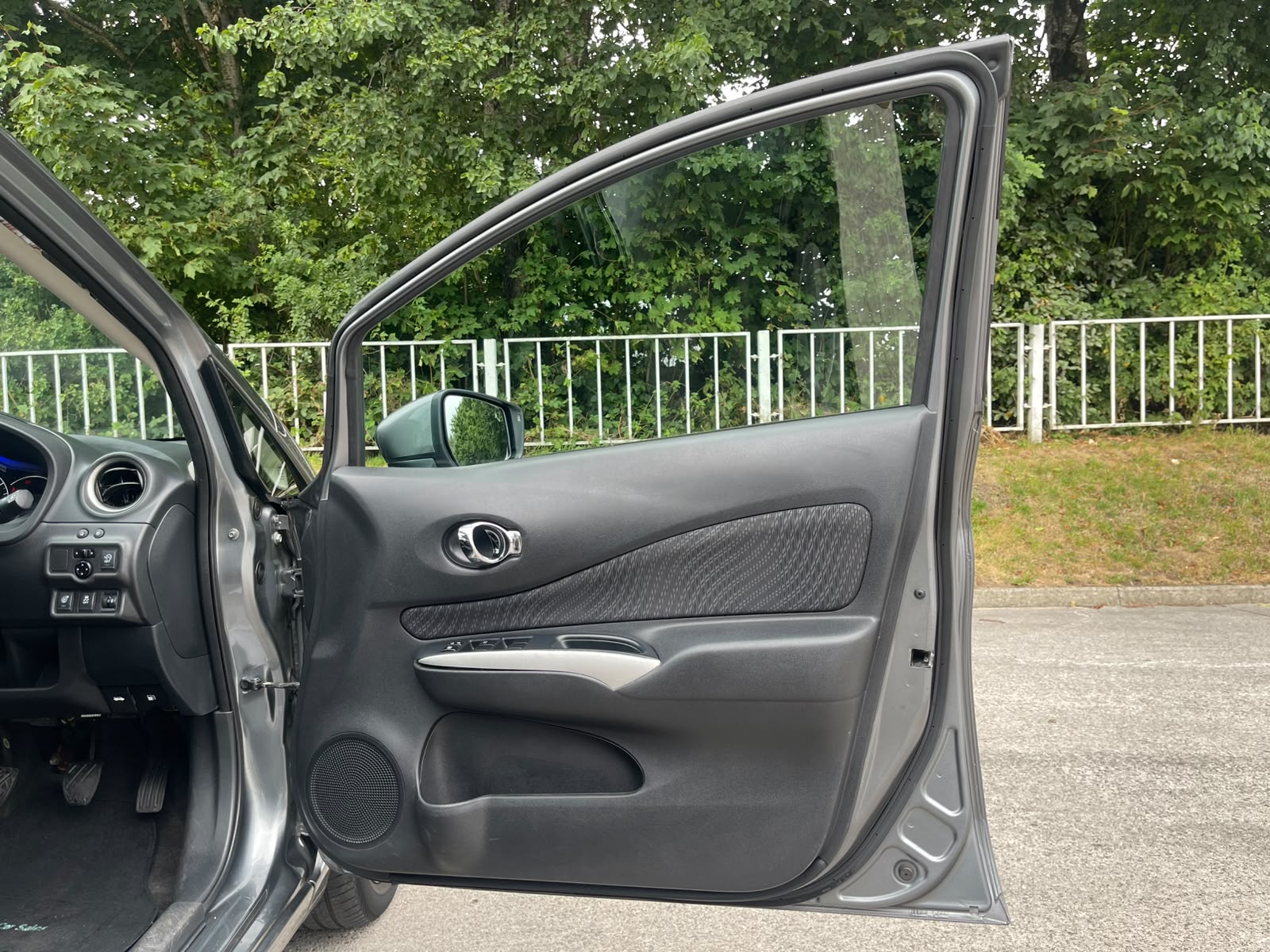 
								Nissan Note 1.5 dCi Tekna Euro 6 (s/s) 5dr full									