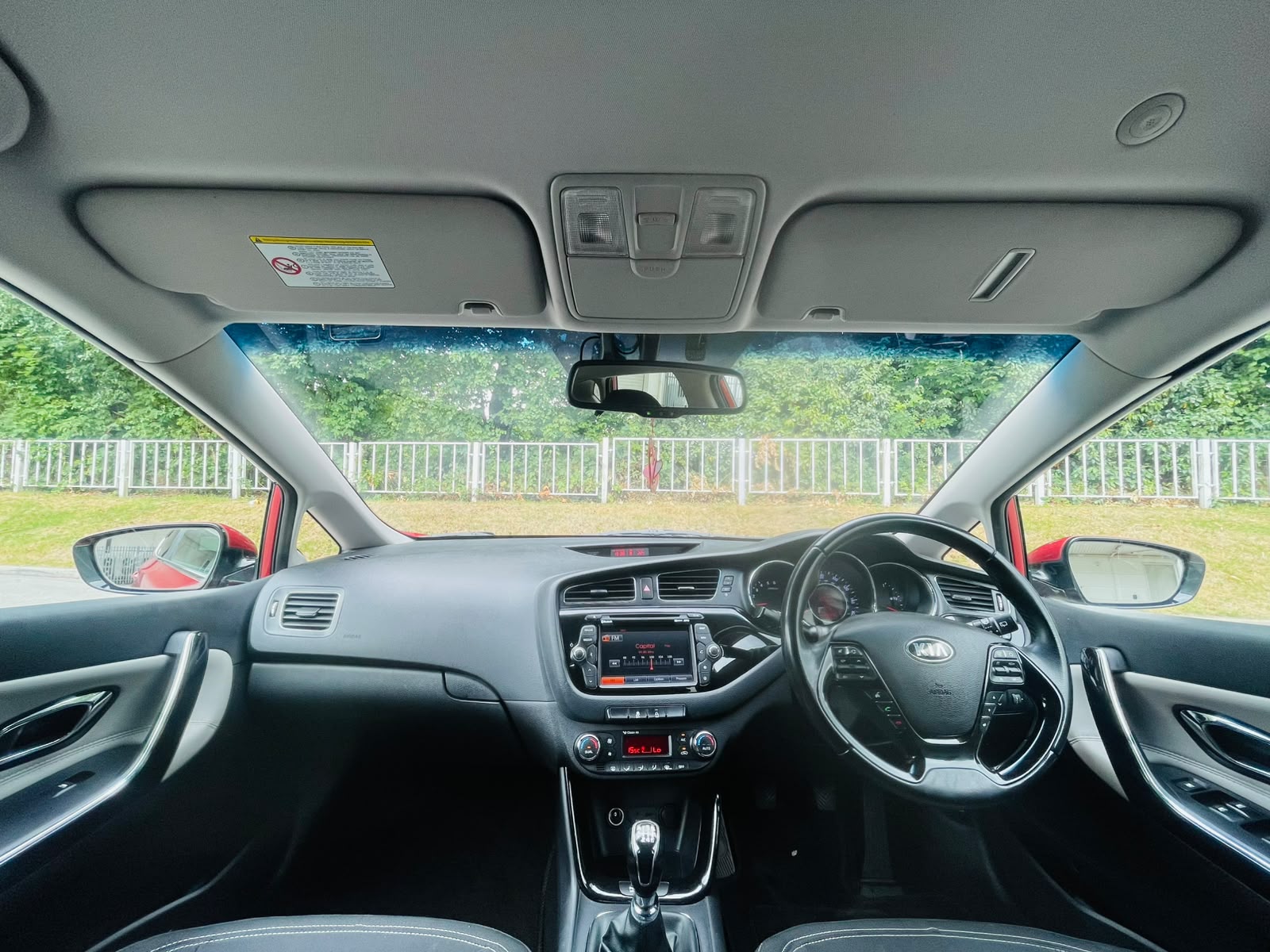 
								Kia Ceed 1.6 CRDi EcoDynamics 3 Euro 5 (s/s) 5dr full									