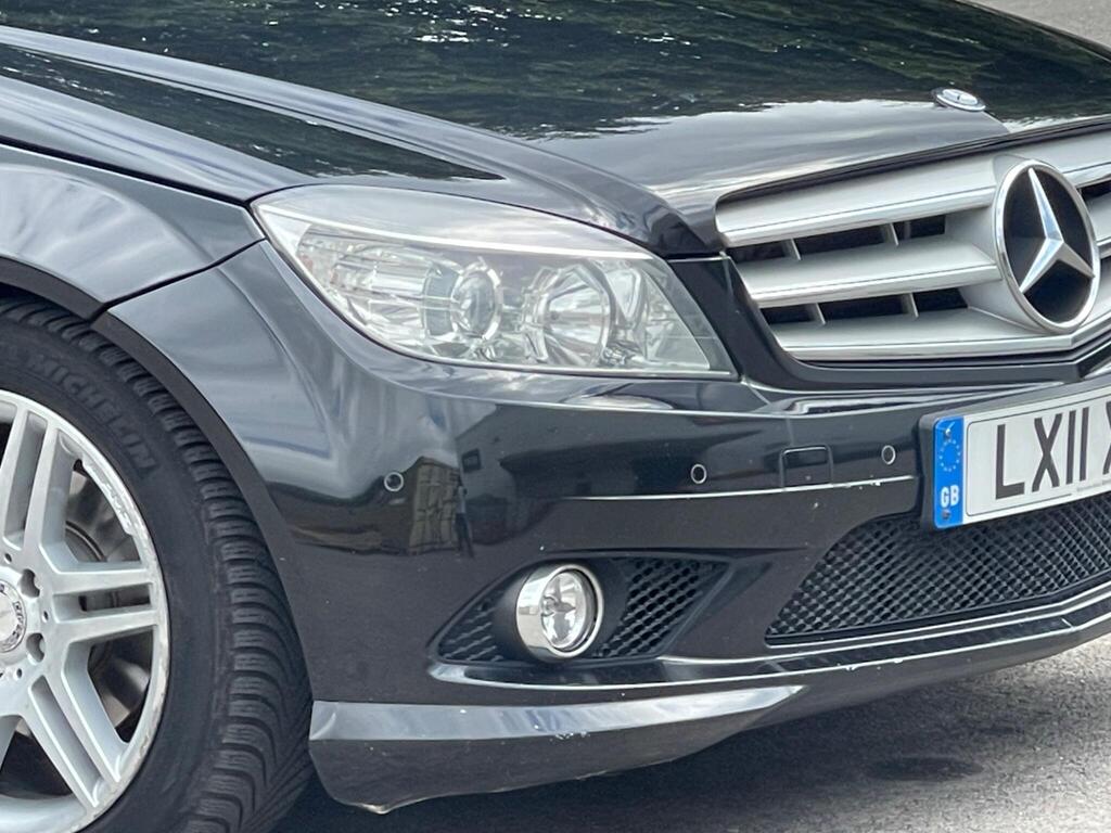 
								Mercedes-Benz C Class 2.1 C220 CDI BlueEfficiency Sport Auto Euro 5 4dr full									