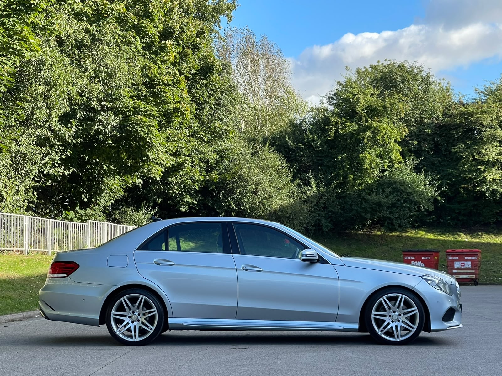 Mercedes-Benz E Class 3.0 E350 V6 BlueTEC AMG Line G-Tronic+ Euro 6 (s/s) 4dr