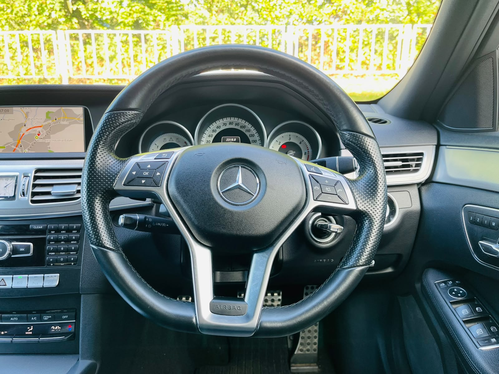 Mercedes-Benz E Class 3.0 E350 V6 BlueTEC AMG Line G-Tronic+ Euro 6 (s/s) 4dr