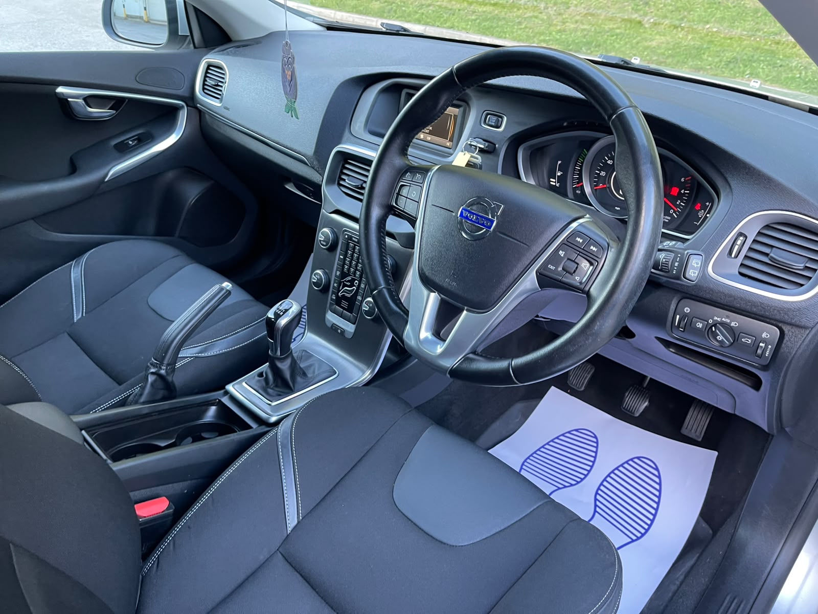Volvo V40 2.0 D2 SE Euro 6 (s/s) 5dr