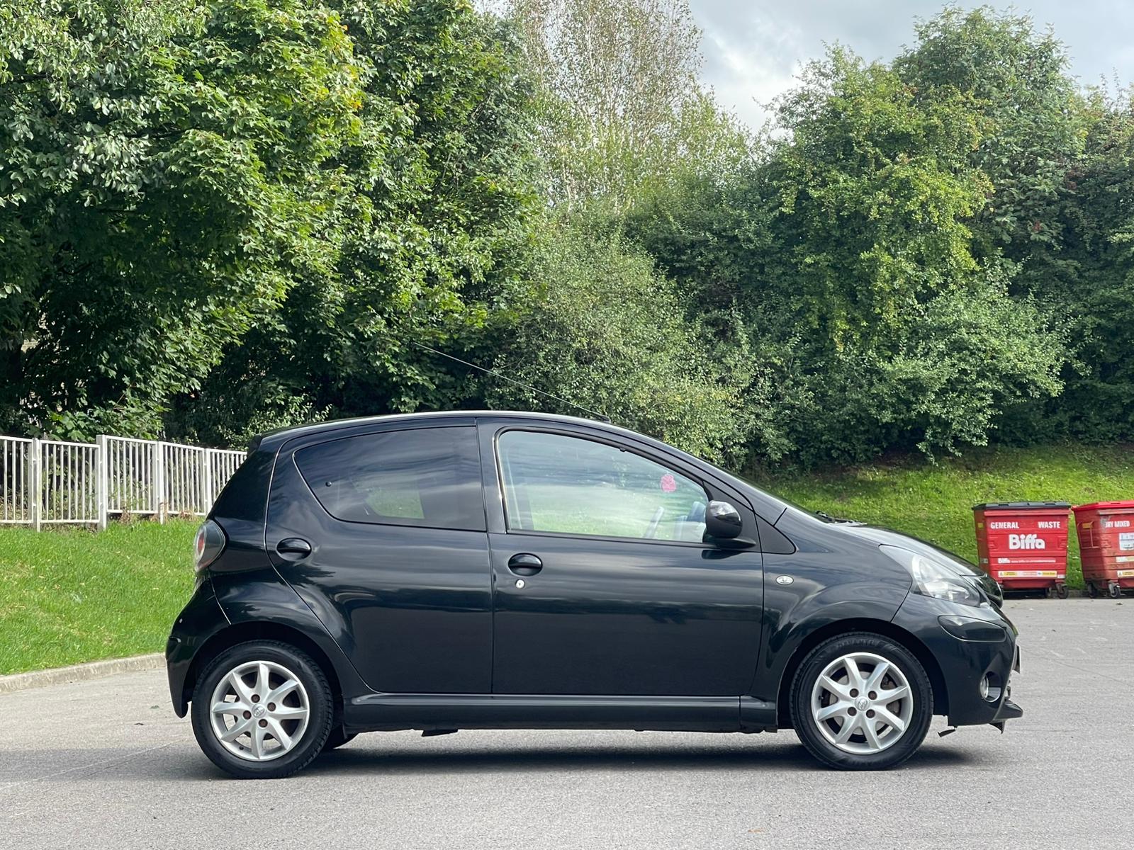 Toyota AYGO 1.0 VVT-i Mode Euro 5 5dr