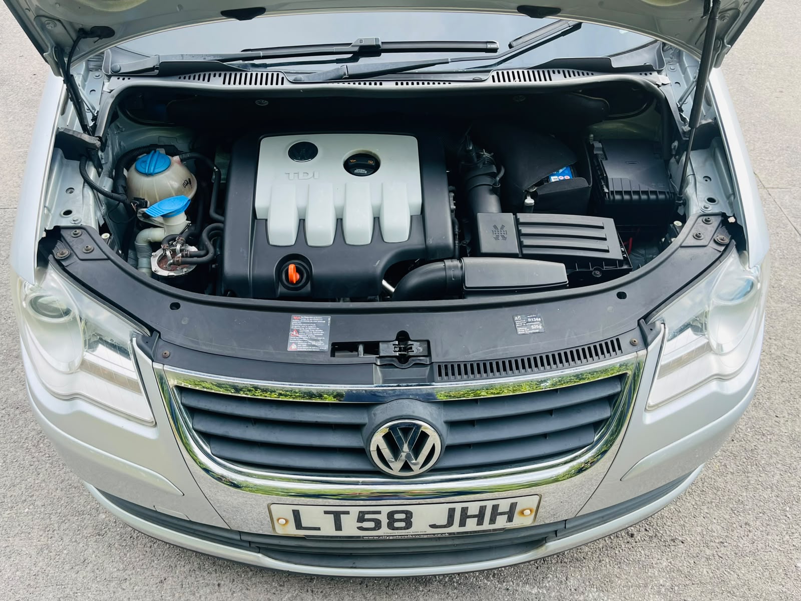 Volkswagen Touran 2.0 TDI SE DSG 5dr (5 Seats)