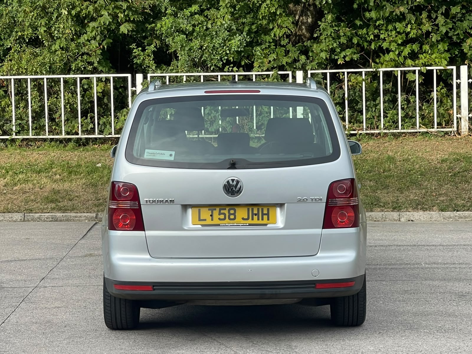 Volkswagen Touran 2.0 TDI SE DSG 5dr (5 Seats)