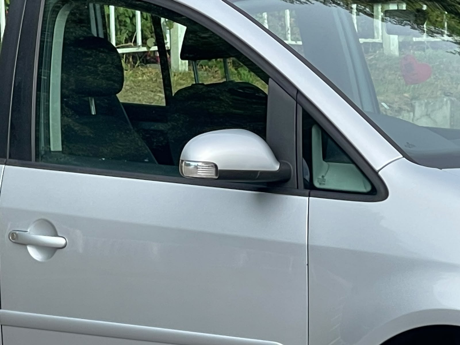 Volkswagen Touran 2.0 TDI SE DSG 5dr (5 Seats)