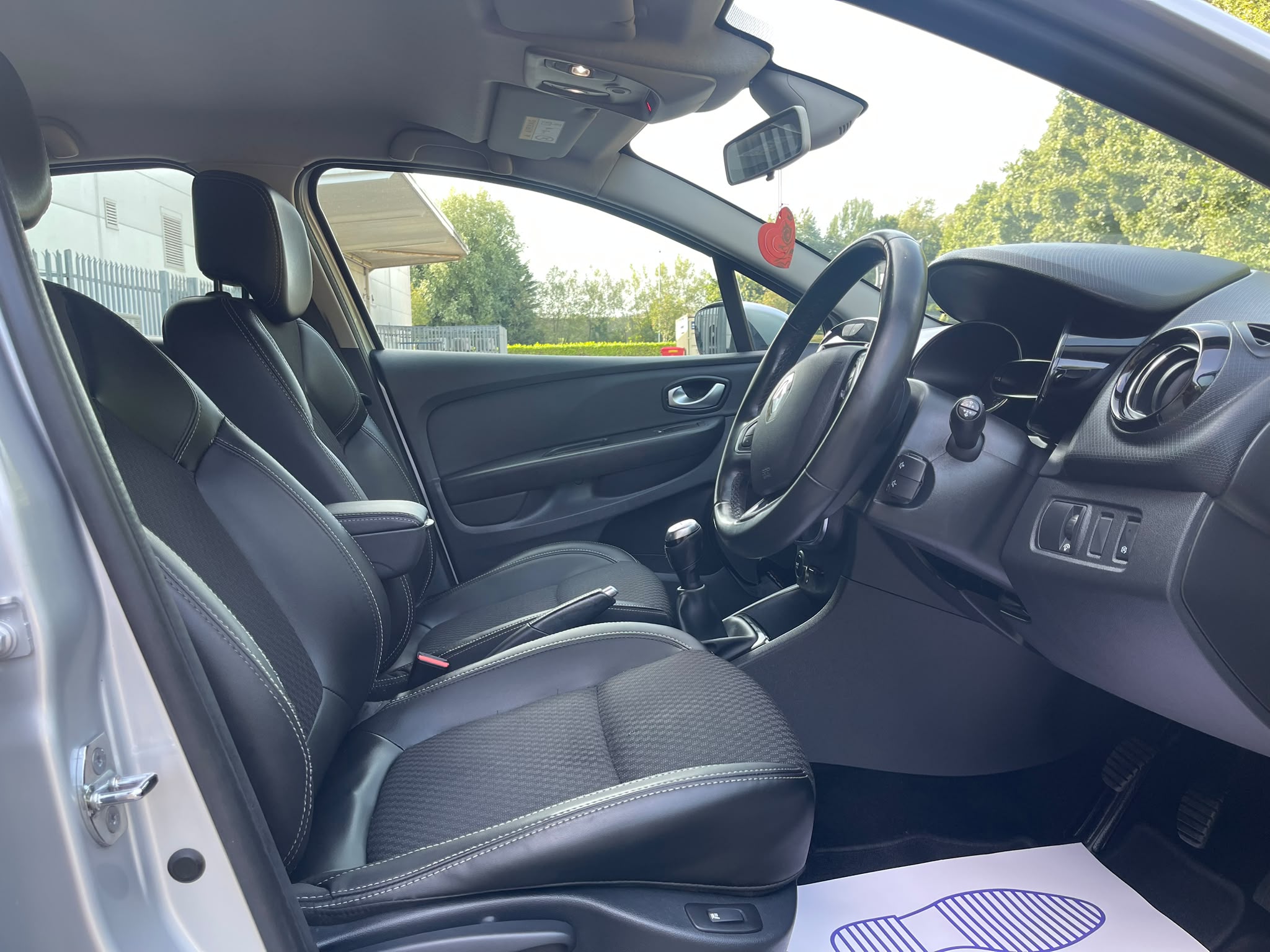 Renault Clio 1.5 dCi Dynamique S Nav Euro 6 (s/s) 5dr