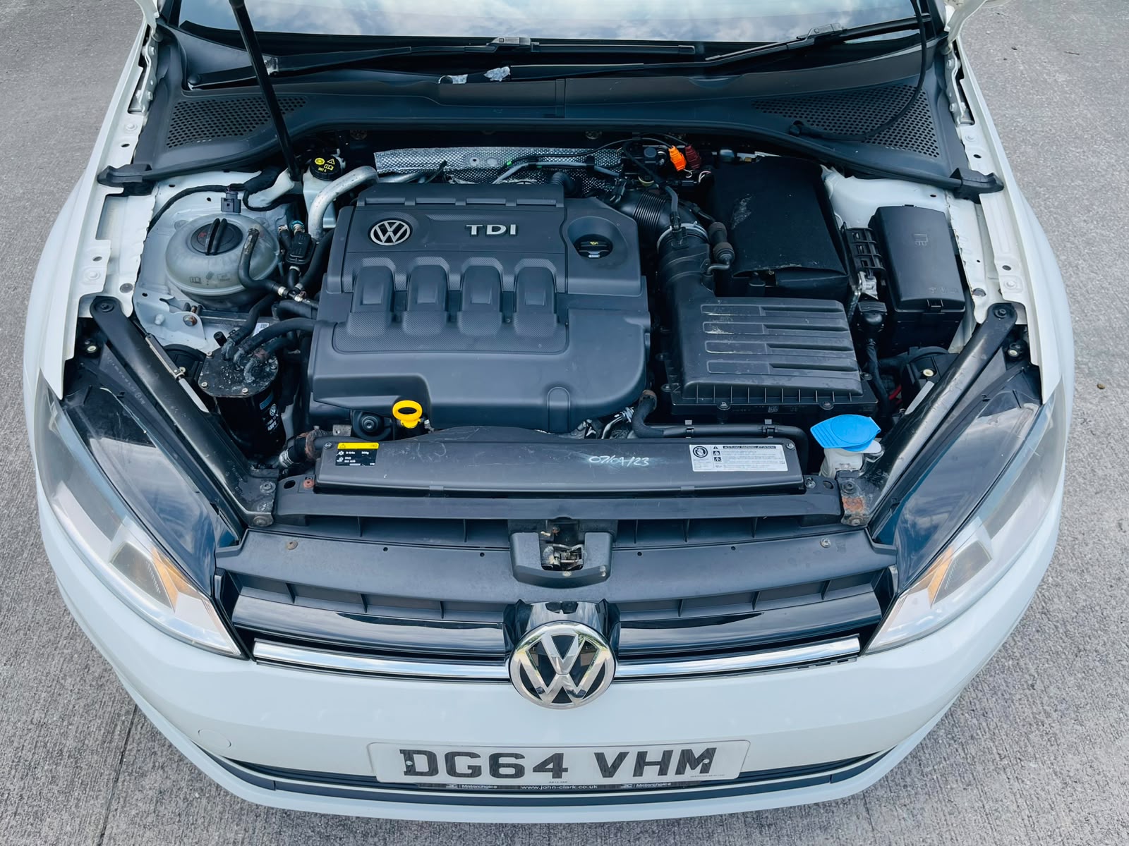 Volkswagen Golf 2.0 TDI BlueMotion Tech SE DSG Euro 5 (s/s) 5dr