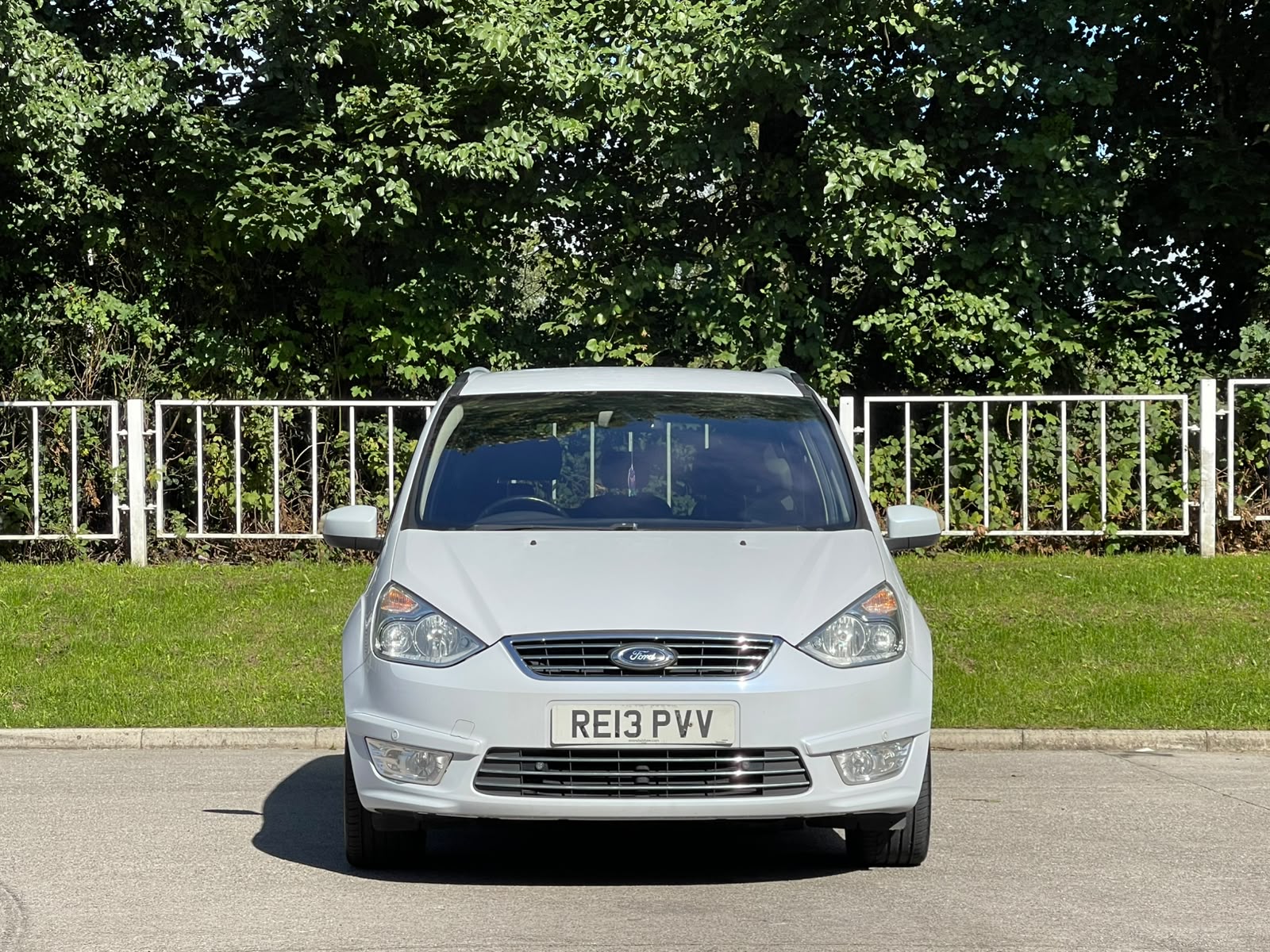 Ford Galaxy 2.0 TDCi Titanium Euro 5 5dr