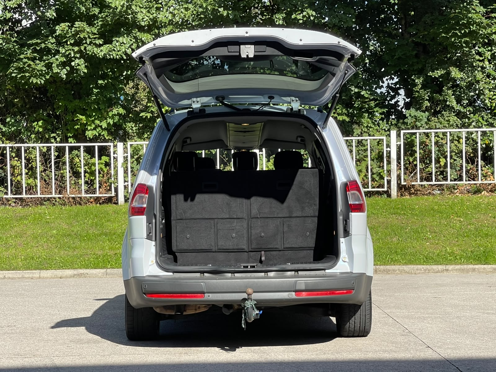 Ford Galaxy 2.0 TDCi Titanium Euro 5 5dr