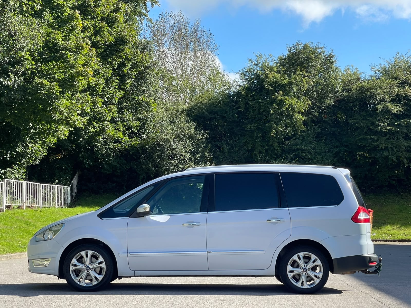 Ford Galaxy 2.0 TDCi Titanium Euro 5 5dr