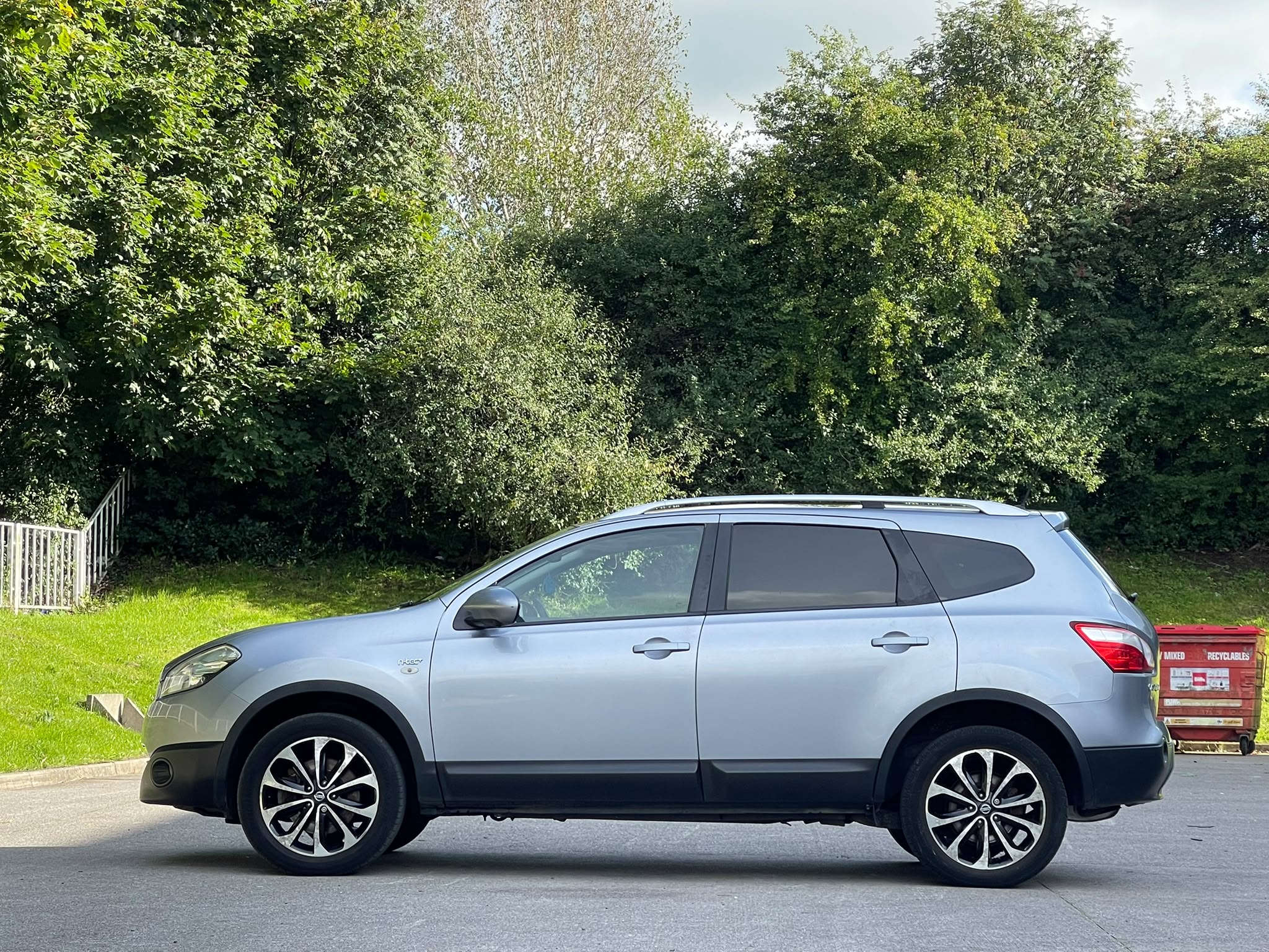Nissan Qashqai+2 1.6 dCi n-tec+ 2WD Euro 5 5dr